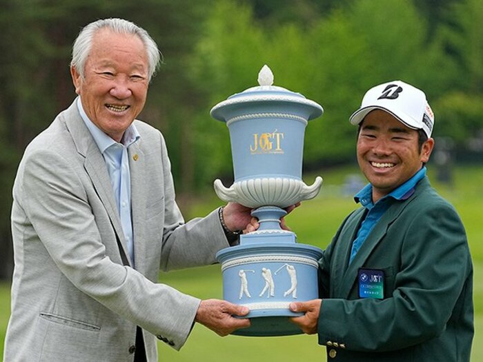 「キミ、身長止まったでしょ？」伸び盛りの高校生が受けた残酷な宣告…“158cm”のゴルファー比嘉一貴（27）が賞金王を目指す理由＜Number Web＞ photograph by KYODO