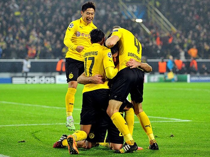 リーグでは降格圏、CLは決勝T進出。ドルトムントと香川の“奇妙な状況”。<Number Web> photograph by AFLO