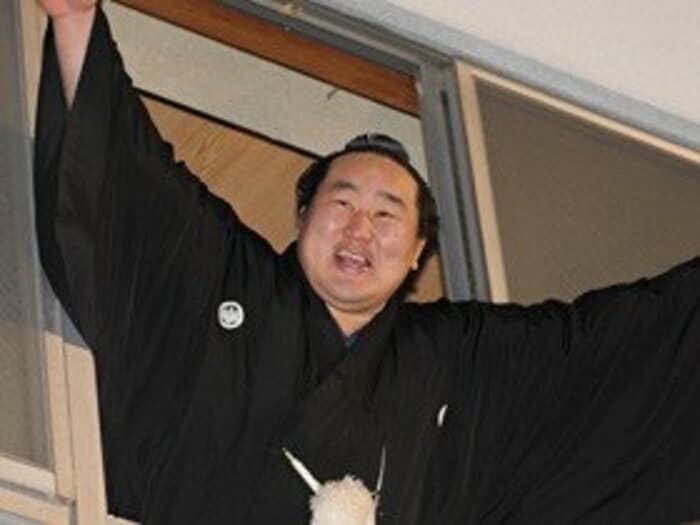 引退危機から鮮やかに復活した朝青龍。<Number Web> photograph by AFLO