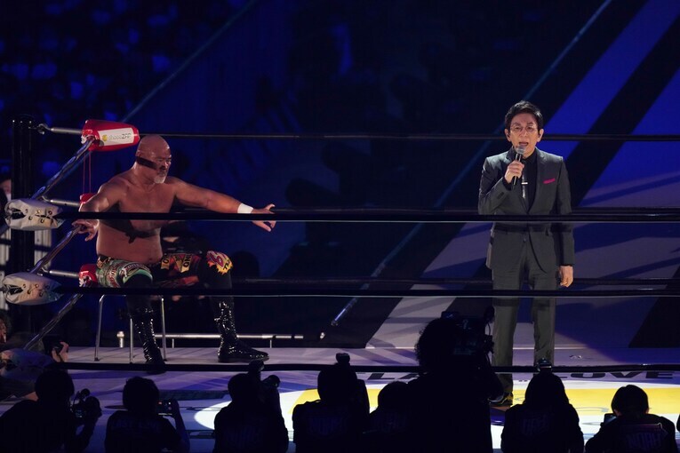 古舘伊知郎さんが610（むとう）文字の詩を朗読