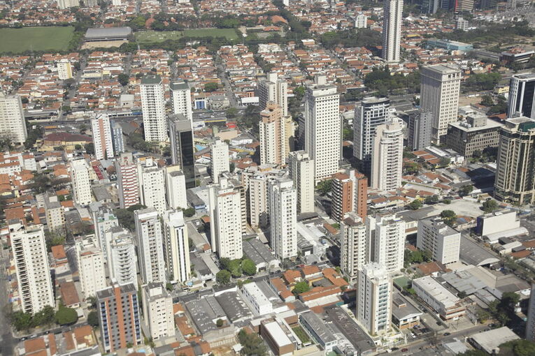 サンパウロは危険さと都市性がごっちゃになった街だ　©BUNGEISHUNJU