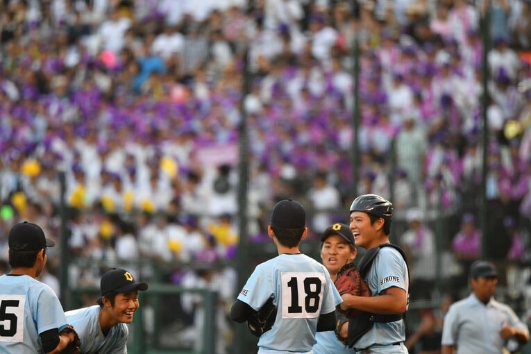 【コマ送りで見る】第100回大会、語り継がれる甲子園の名場面「９回無死満塁から２ランスクイズの決定的瞬間を振り返る　©Hideki Sugiyama