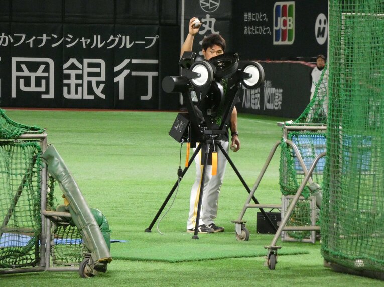 これが最新鋭の投球マシン「iPitch（アイピッチ）」　©Kotaro Tajiri