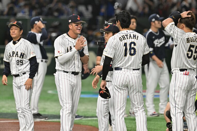 仲良しの大谷と　©Naoya Sanuki