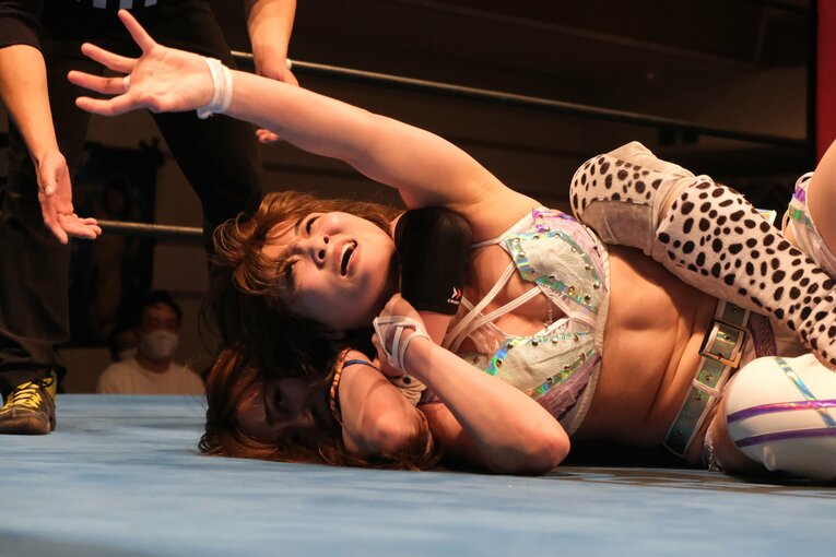 安納サオリ「誰よりも目立って、一目惚れさせる」 華やかさの裏で、人気女子プロレスラーが明かした“苦悩と決意”「遠慮なんかしてられない」(47)