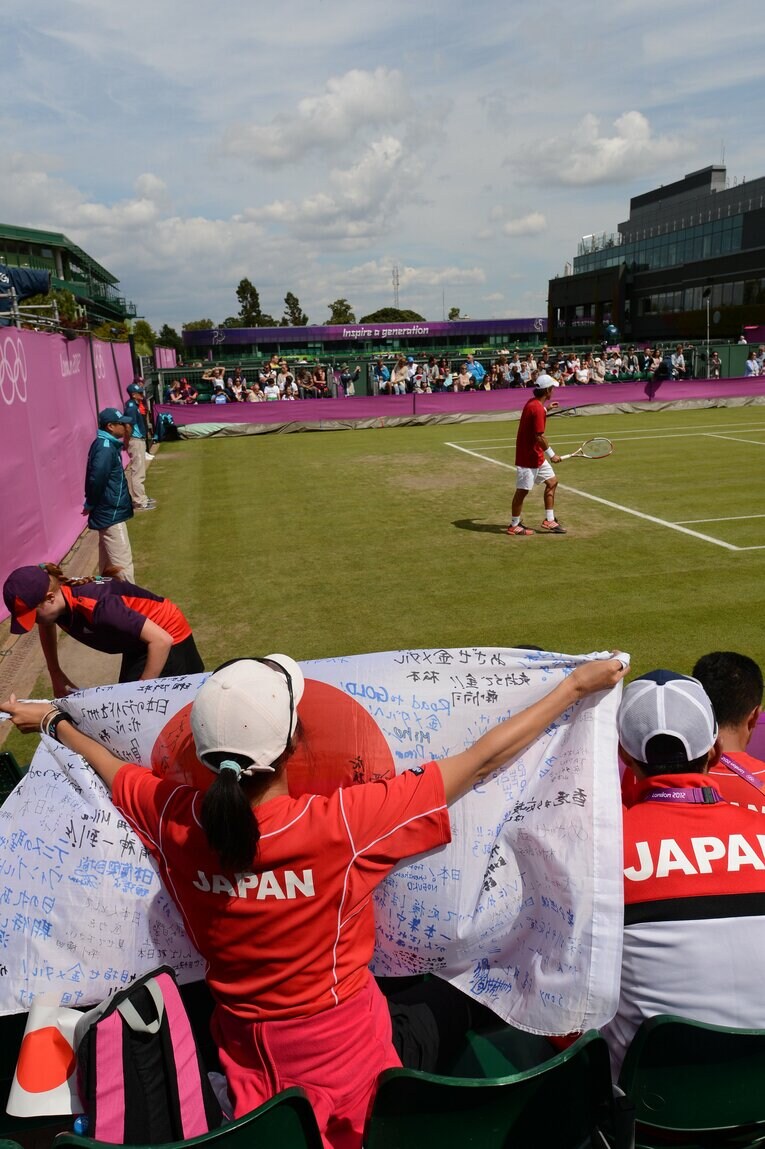 ロンドン五輪テニス競技でも使われたウィンブルドンのコート　©JMPA