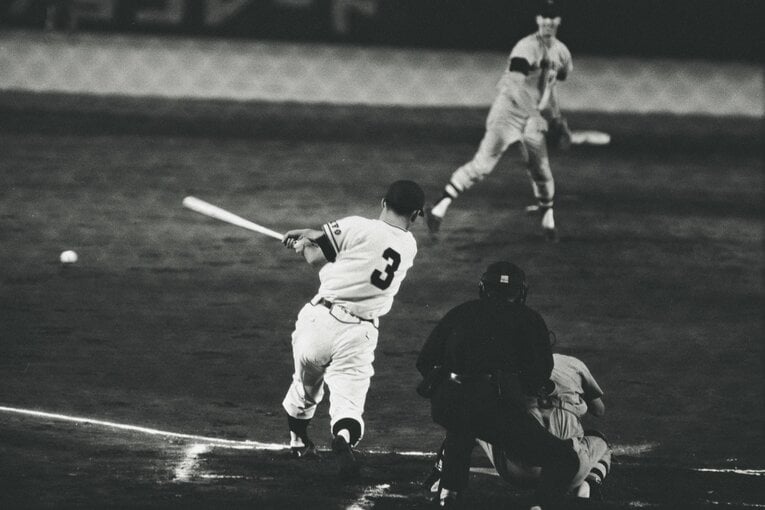 長嶋は「深く考えないバッター」どころか、1球ごとに相手の心理を読んで、稲尾を打ち崩していた ©BUNGEISHUNJU