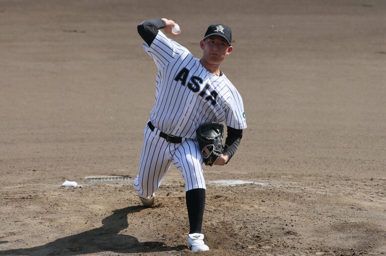 広島から2位指名を受けた亜細亜大の齊藤。会議前から「1位もある」と高評価だった　©︎Shigeki Yamamoto