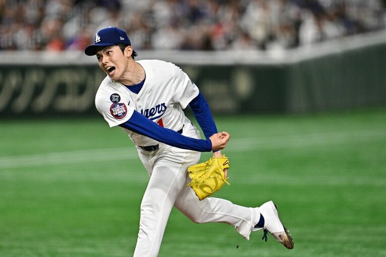 初回から全力投球で160km台を連発した佐々木朗希　©Nanae Suzuki