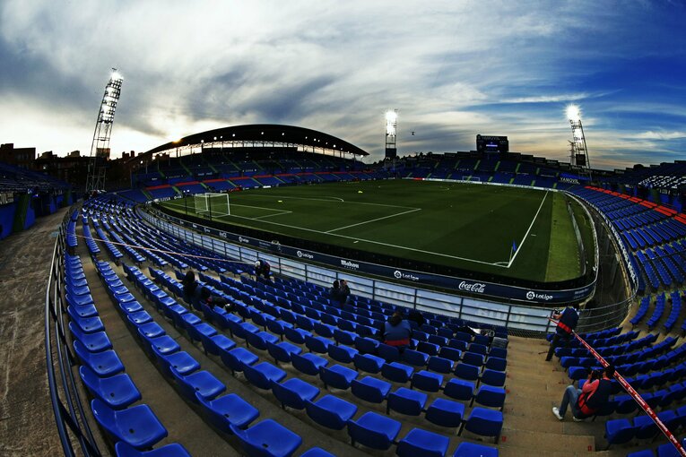 日没のスタジアム©Daisuke Nakashima