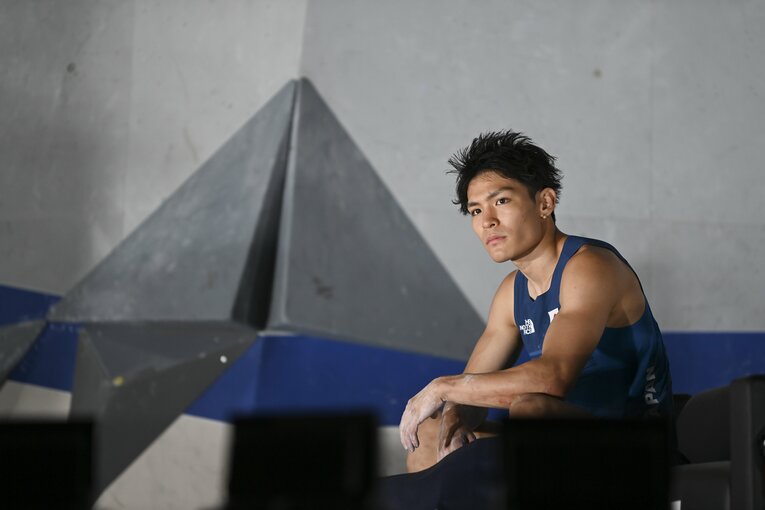 東京五輪では金メダルを期待されながらも、惜しくも4位に終わった楢崎智亜　©︎Asami Enomoto/JMPA