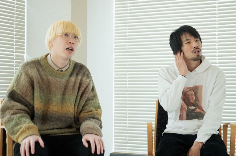 結成10年で2年連続M-1決勝出場となった真空ジェシカ。川北茂澄（ボケ、ネタ作り担当、右）とガク（ツッコミ担当）。おぎやはぎやアンタッチャブルと同じ人力舎所属 ／ photograph by Atsushi Hashimoto