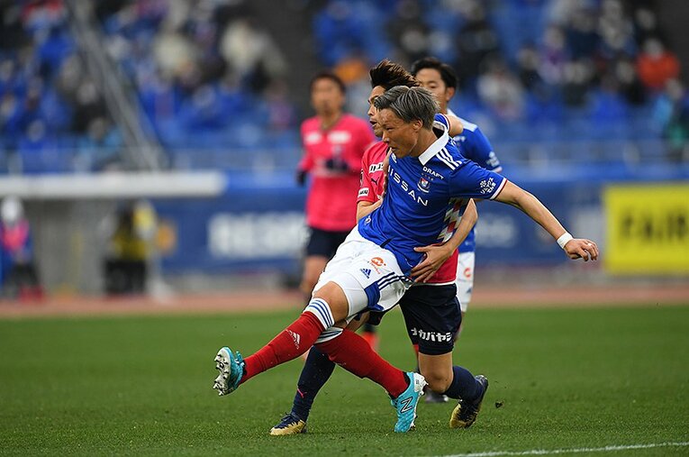 全治6カ月のハムストリングの大ケガを克服し、今年の開幕戦に出場した横浜F・マリノスの畠中 ／ photograph by J.LEAGUE