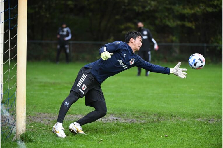 ストッパー酒井宏樹は大収穫も  “引き出しにある対応策をすぐ取り出せない” 森保Jの再課題(43) ／ photograph by JFA