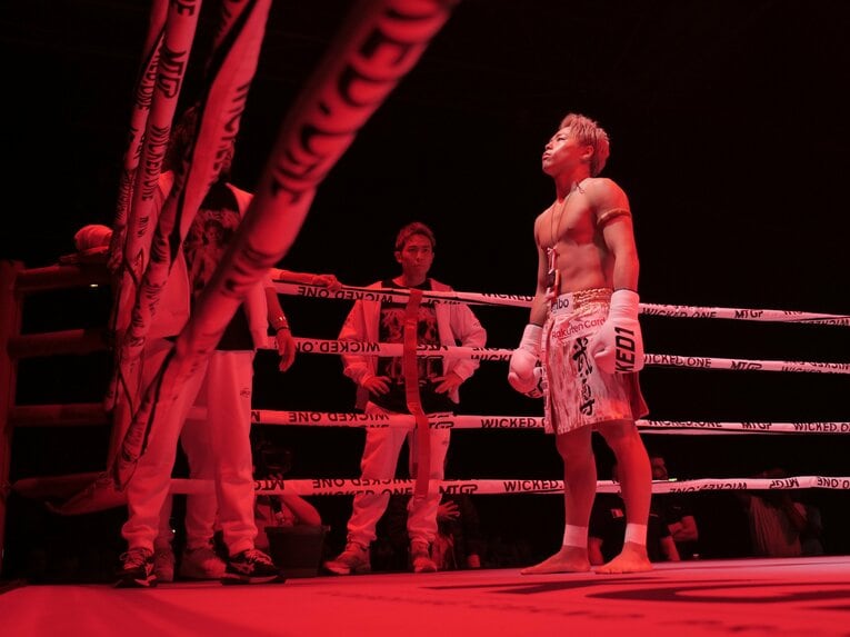 1年ぶりの復帰戦となったベイリー・サグデン戦にて　©ABEMA