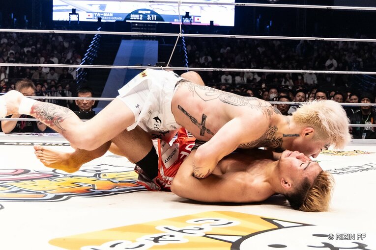 『RIZIN45.』平本蓮vs.YA-MAN　©RIZIN FF
