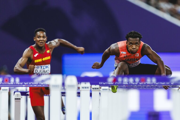 【東京世界陸上】110mハードル予選を走る村竹ラシッド（JAL）　©Kiichi Matsumoto