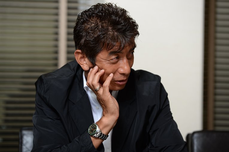 “アジアの壁”井原正巳が振り返る＜16歳の冨安健洋に福岡で初めて会った日＞「僕が柱谷哲二さんから学んだように…」(6)