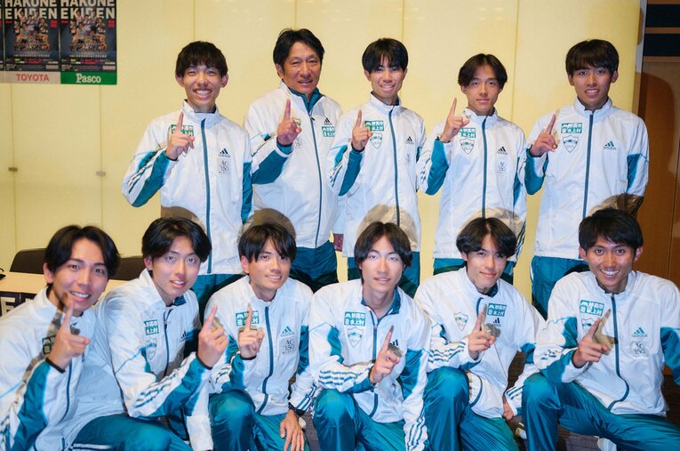 優勝会見での青学大の面々。駒澤大、国学院大、早稲田大、中央大…トップ5校の4年生はどこに進むのか？ ／ photograph by Yuki Suenaga