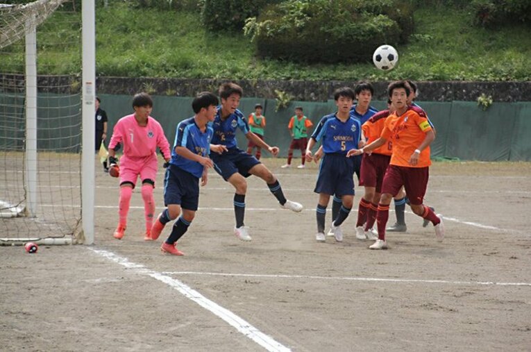 静岡の高校サッカー“奇跡の8人勝利”は美談なのか 「なぜ1年生部員がゼロなの？」(3)
