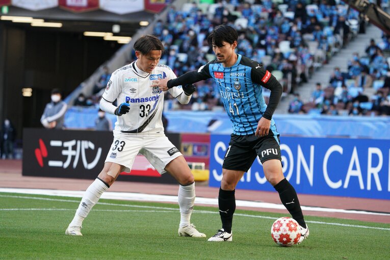 家長は宇佐美にとって今もリスペクトする人物だ　©J.LEAGUE