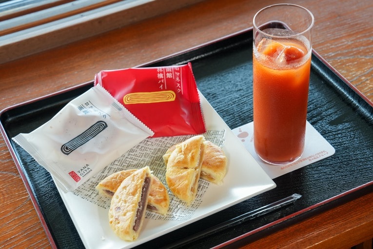 王位戦第2局で両対局者が注文した「おやつ」や食事（全10枚中の1枚目） ©日本将棋連盟