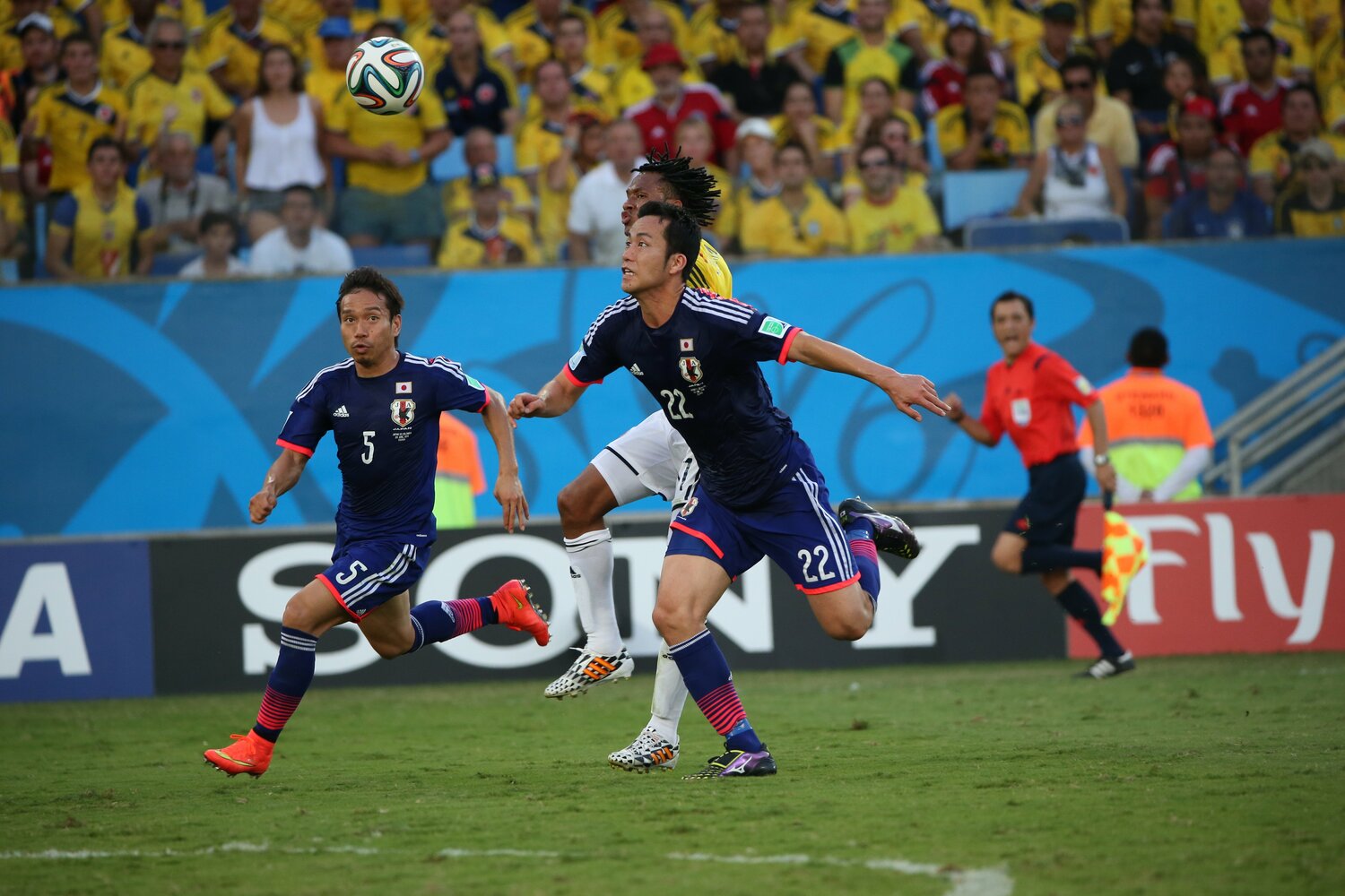 2014年ブラジル大会の教訓を知る吉田と長友の言葉は重い　©JMPA