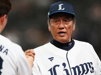 「打てない打てないって騒ぐけど」西武・渡辺久信監督代行が吐露…「簡単ではない」GM兼任ゆえのジレンマと、無責任な声へのいら立ち＜Number Web＞ photograph by JIJI PRESS