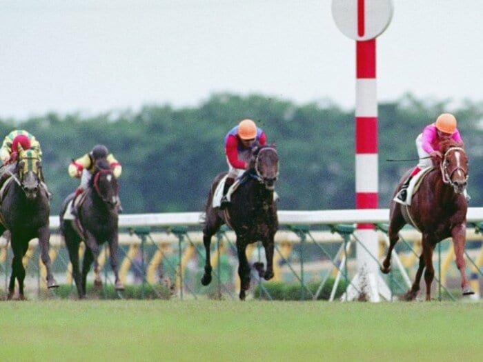 《今年はイクイノックス》平成ダービー“最強の2着馬”は誰だ？ 「16番人気だったライスシャワー」「三冠を逃したエアシャカール」＜Number Web＞ photograph by JIJI PRESS