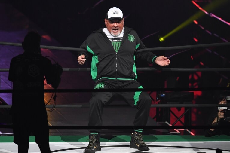 6月12日のサイバーファイトフェスティバル、セミファイナルを前にリングに上がった武藤敬司