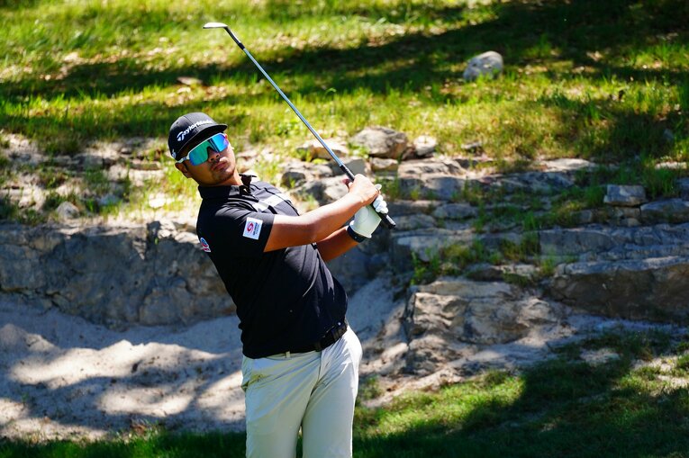 2023年のDPワールドツアー最優秀新人に選ばれた久常涼（21歳）　©︎Katsuragawa Yoichi