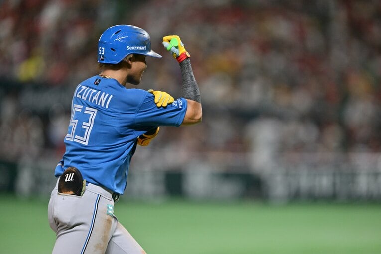 ［第4戦］一発を放ってパワーをアピールする水谷　©Hideki Sugiyama