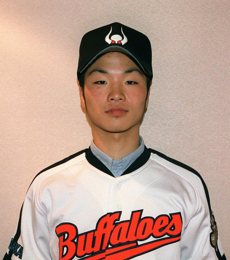 2001年、近鉄から7位指名で入団した近藤一樹。その後オリックス、ヤクルトで活躍　©JIJI PRESS