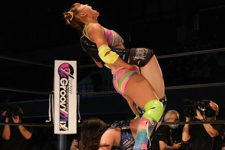 「プレッシャーも凄かったはず」フワちゃんデビュー戦で見えた“プロレスへの本気度”…師匠が明かす舞台裏「100点満点。努力の成果です」(18)