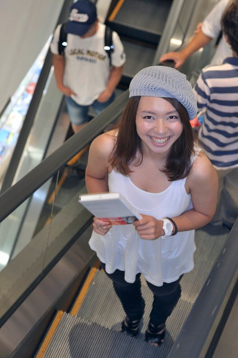 【カーリング女子レア写真】10年の本橋。レアな私服姿…写真は右に続きます　©Takuya Sugiyama