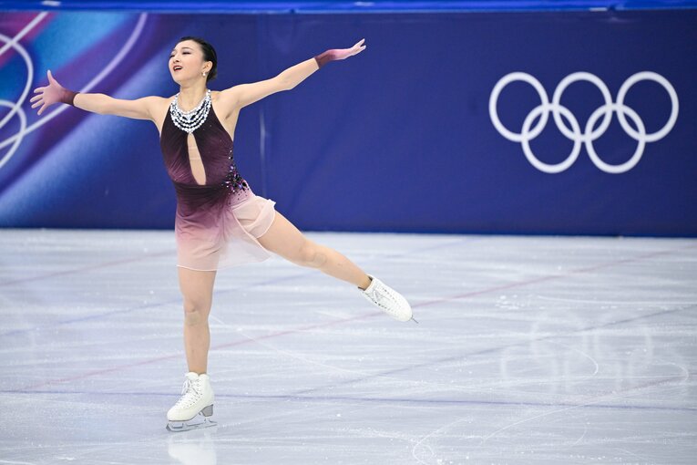 「めっちゃ、すぱっと決めました」坂本花織（25歳）が現役引退を”決断した理由” …ラスト五輪に向けた”最後の課題”とは「緊張とどう向き合うか」(10)