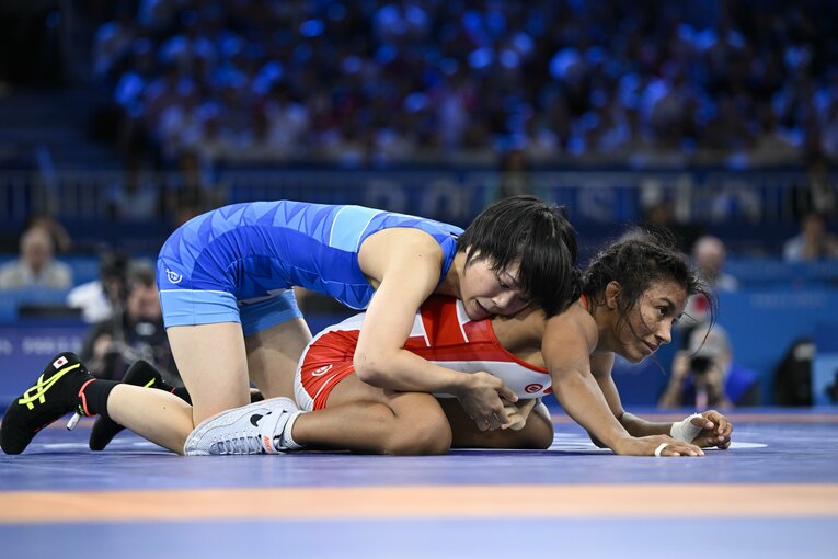 レスリング女子53kg決勝、藤波朱理vs.ルシアジャミレス・ジェペスグスマン　©Asami Enomoto/JMPA