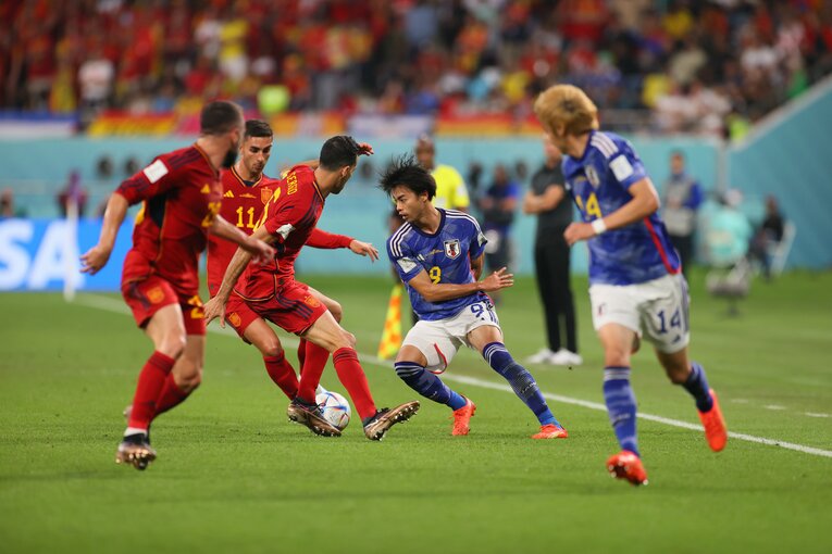 0.01mmを信じた男・三笘薫　©JMPA