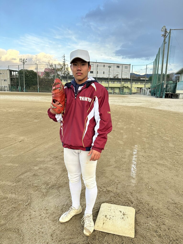 和歌山大会準決勝で3ランを放った白井颯悟。40年ぶり近畿大会進出の立役者に　©Yuji Yanagawa