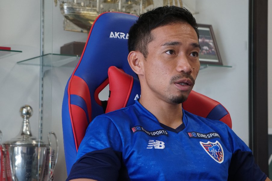 Jリーグ復帰・長友佑都35歳が明かす、あのFC東京「正直ぬるい」発言で本当に伝えたかったこと「僕は勝つために雇われている」<Number Web> photograph by F.C.TOKYO