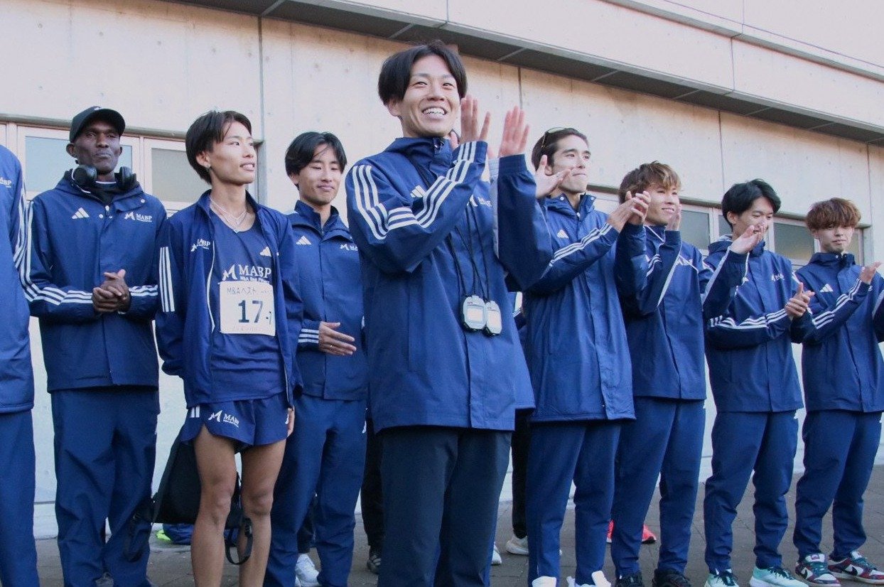 本格始動からわずか7カ月で「ニューイヤー駅伝出場決定」の衝撃…年収4000万円も可能？ 元“3代目・山の神”神野大地が率いるナゾの新実業団チームの正体＜Number Web＞ photograph by JIJI PRESS