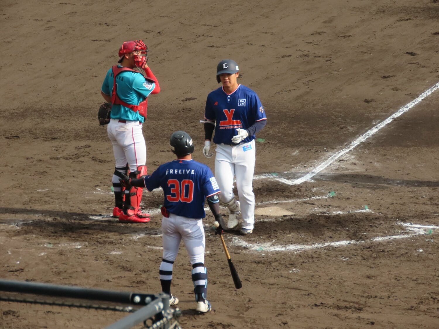 本塁打を放った古賀　©Kou Hiroo