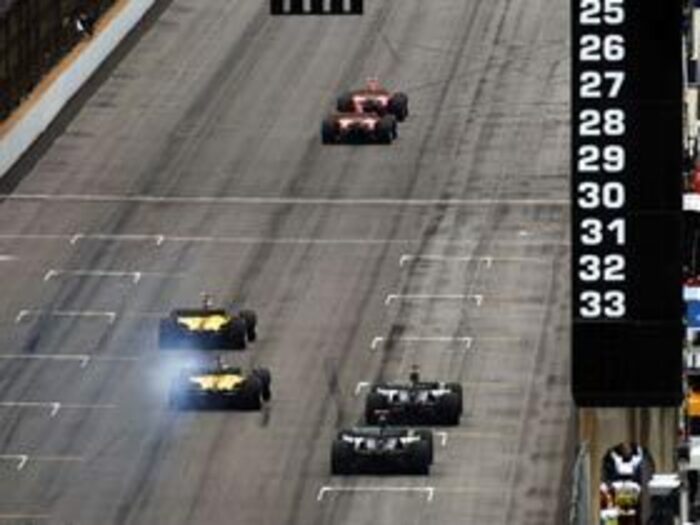 閑寂としたレース、これはF1と呼べない。＜Number Web＞ photograph by Hiroshi Kaneko