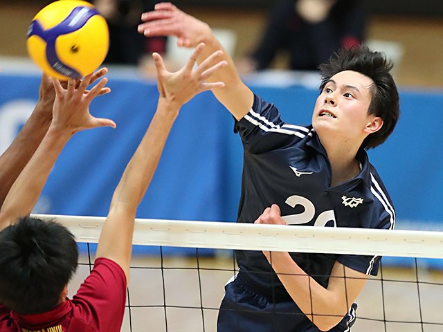 石川祐希「刺激をもらっている」代表エースも期待する19歳高橋藍の魅力