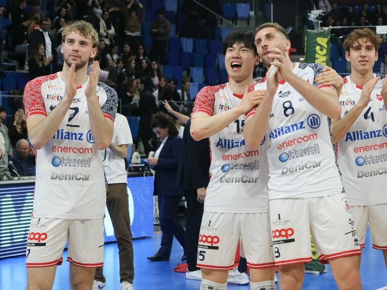 若手が増えたことで、チーム内の立場も変わったと明かした大塚達宣　©︎PA Images/AFLO