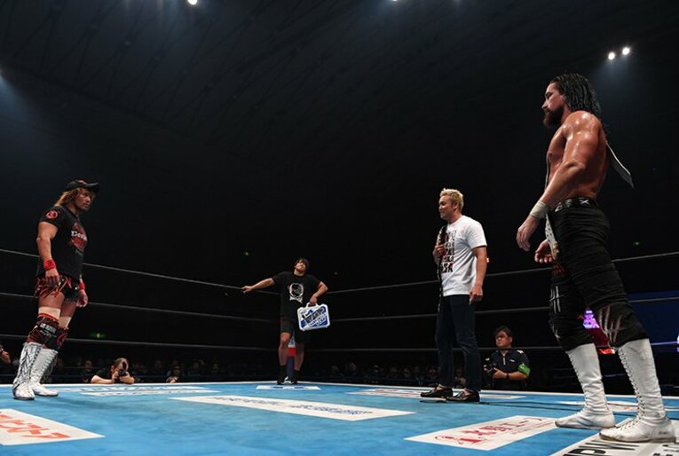 おしゃべりな王者と沈黙の挑戦者。内藤哲也「2冠」の野望達成への壁。(2)