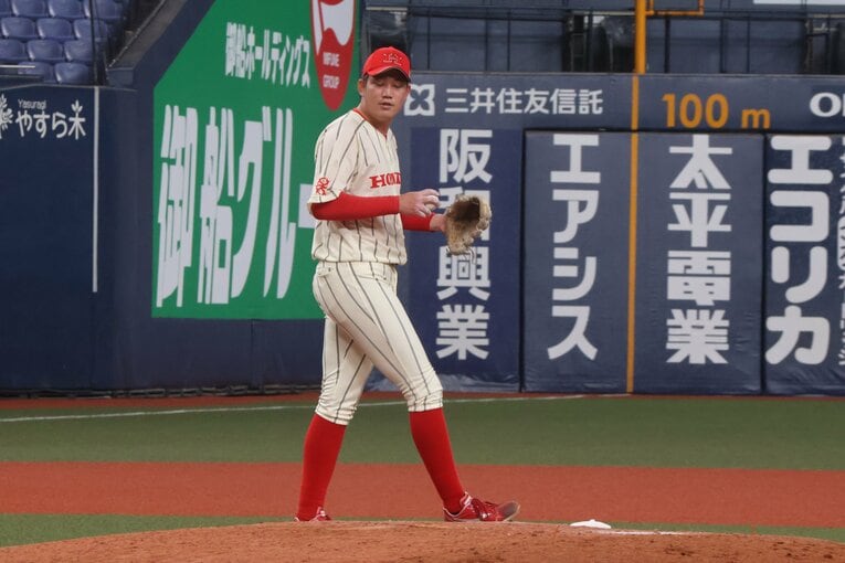 189cmの長身に加え、高校卒業後は15キロの増量に成功。球速も5キロ以上上がった　©Fumi Sawai