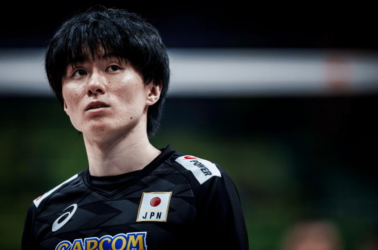小川智大（VNLセルビア戦）©︎Volleyball World