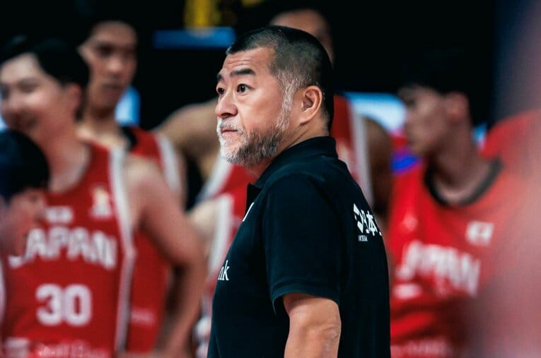 今年2月から日本代表の新HCに就任した桶谷大。前任のトム・ホーバスHCから桶谷はチームをどう変えたのだろうか？ ／ photograph by Kiichi Matsumoto