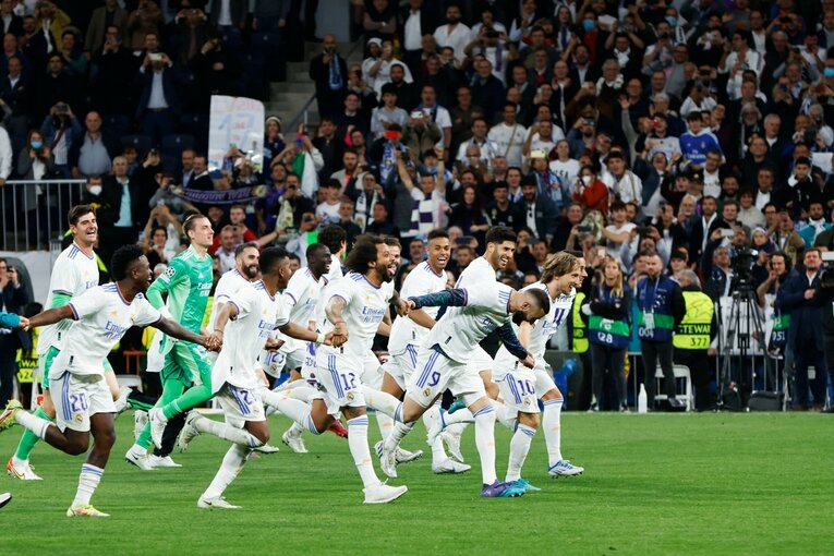 なぜレアル・マドリーは「CLで異常に勝負強い」のか “完璧だったはず”のマンCを逆転…カメラマンが震えた「伝統と成功体験の継承」(61)